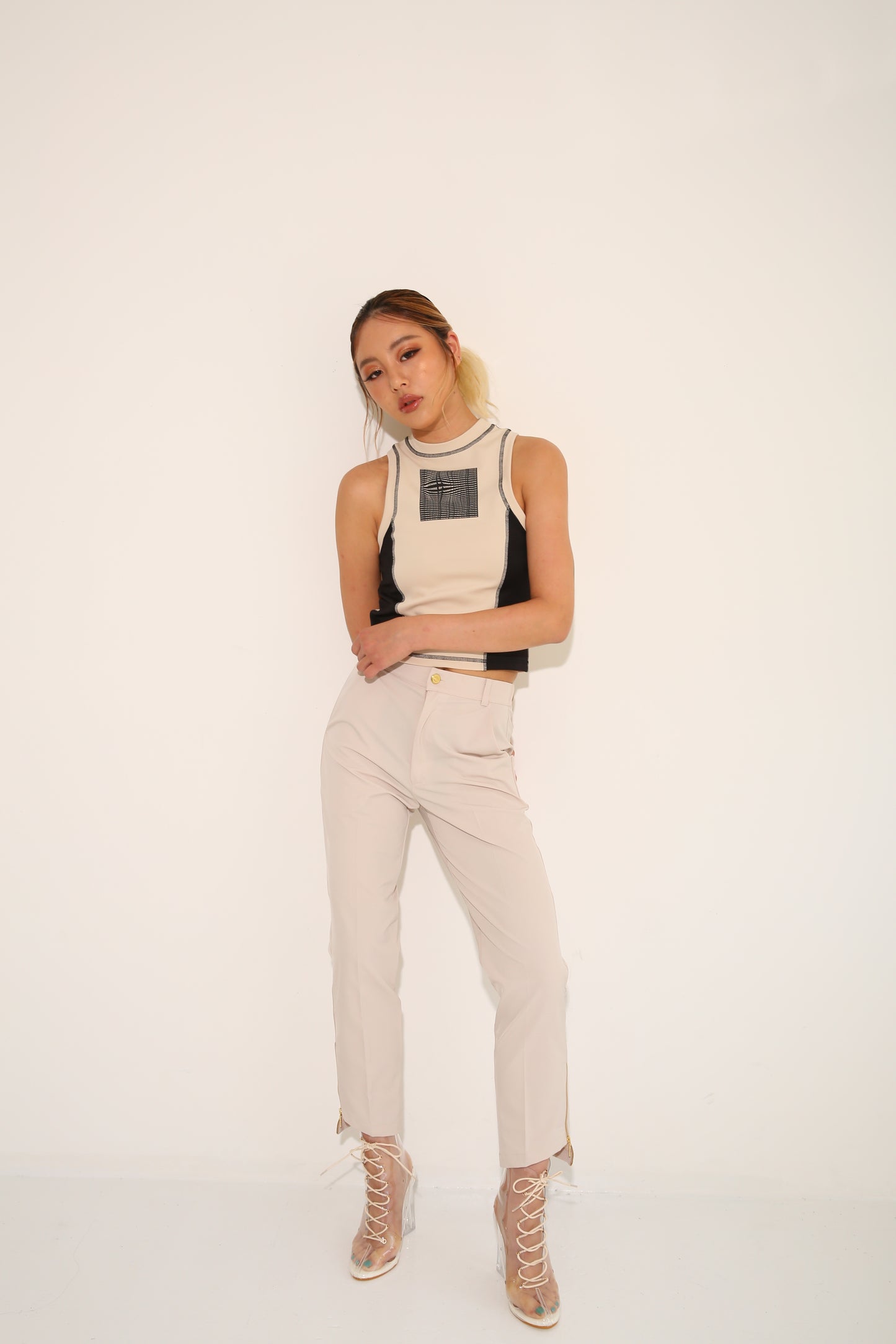 No Sleeve Techware(Beigh)