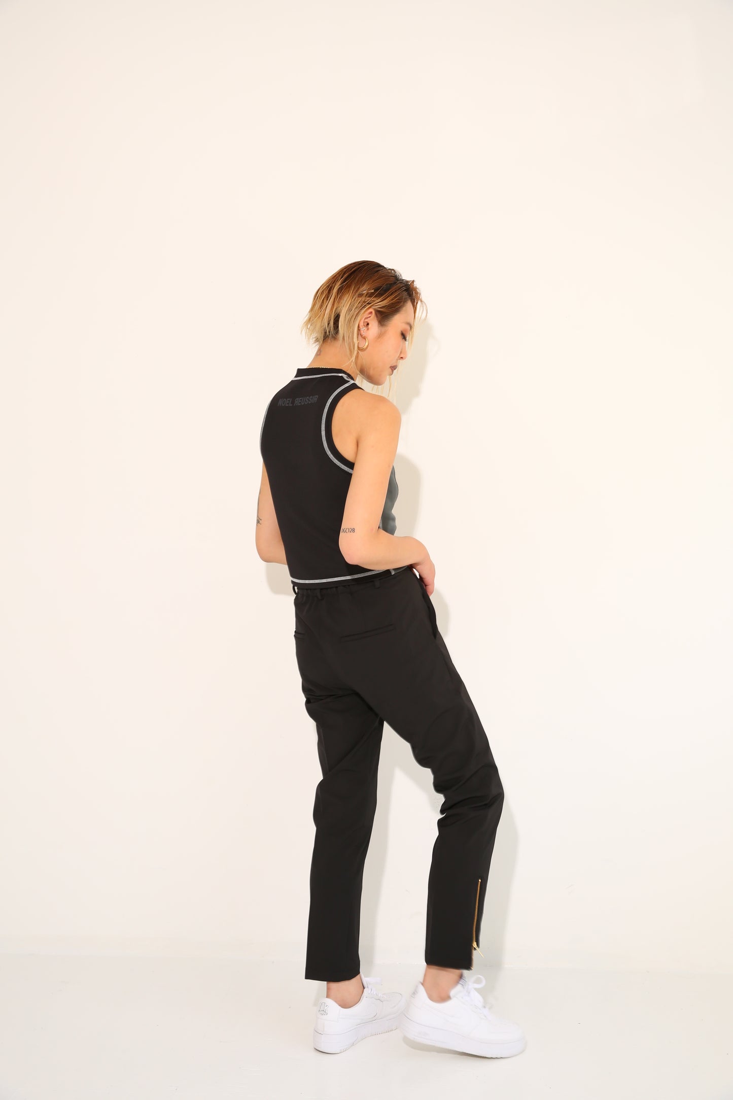 No Sleeve Techware(Black)