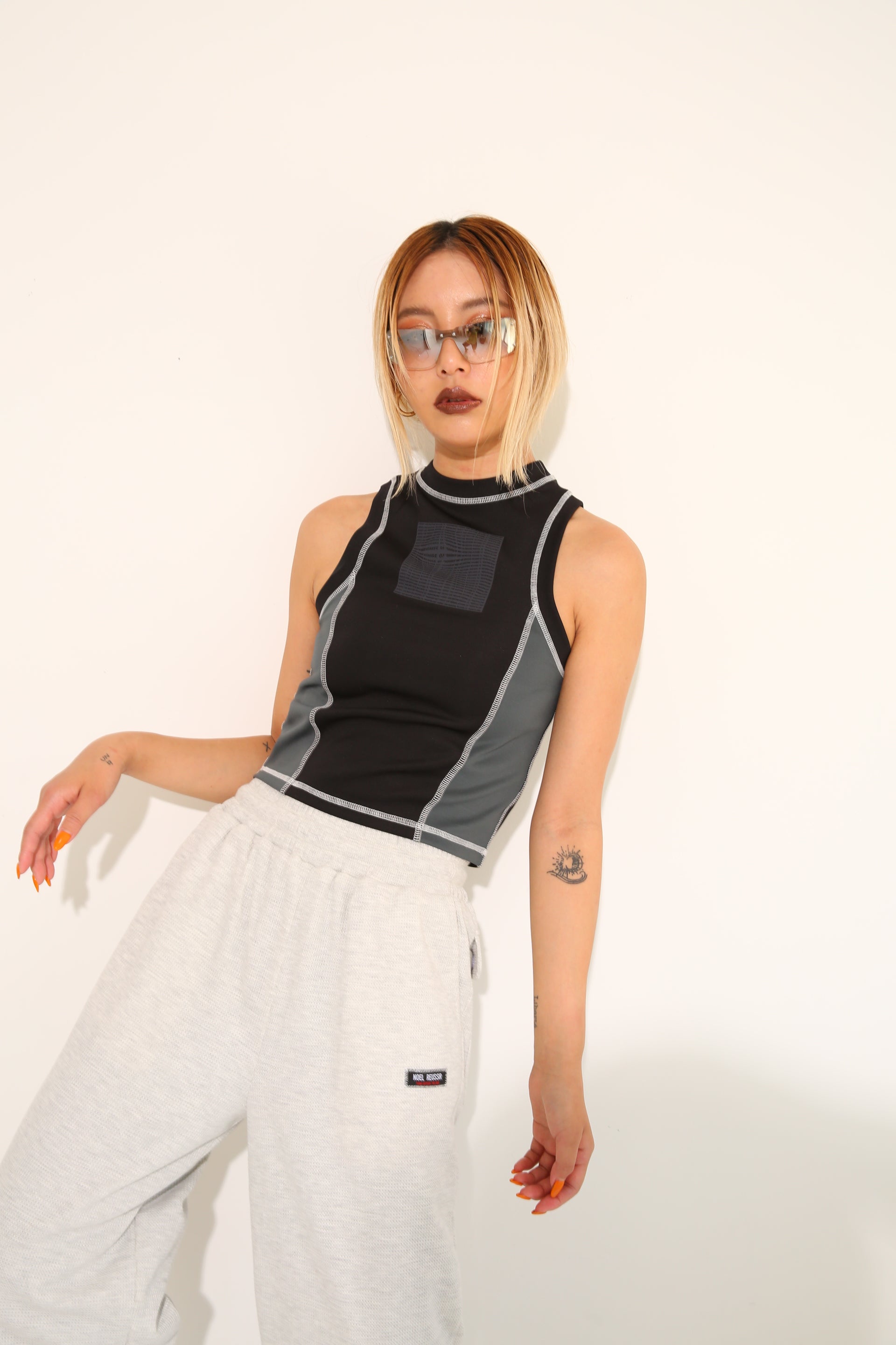 TOPS – NOEL REUSSIR