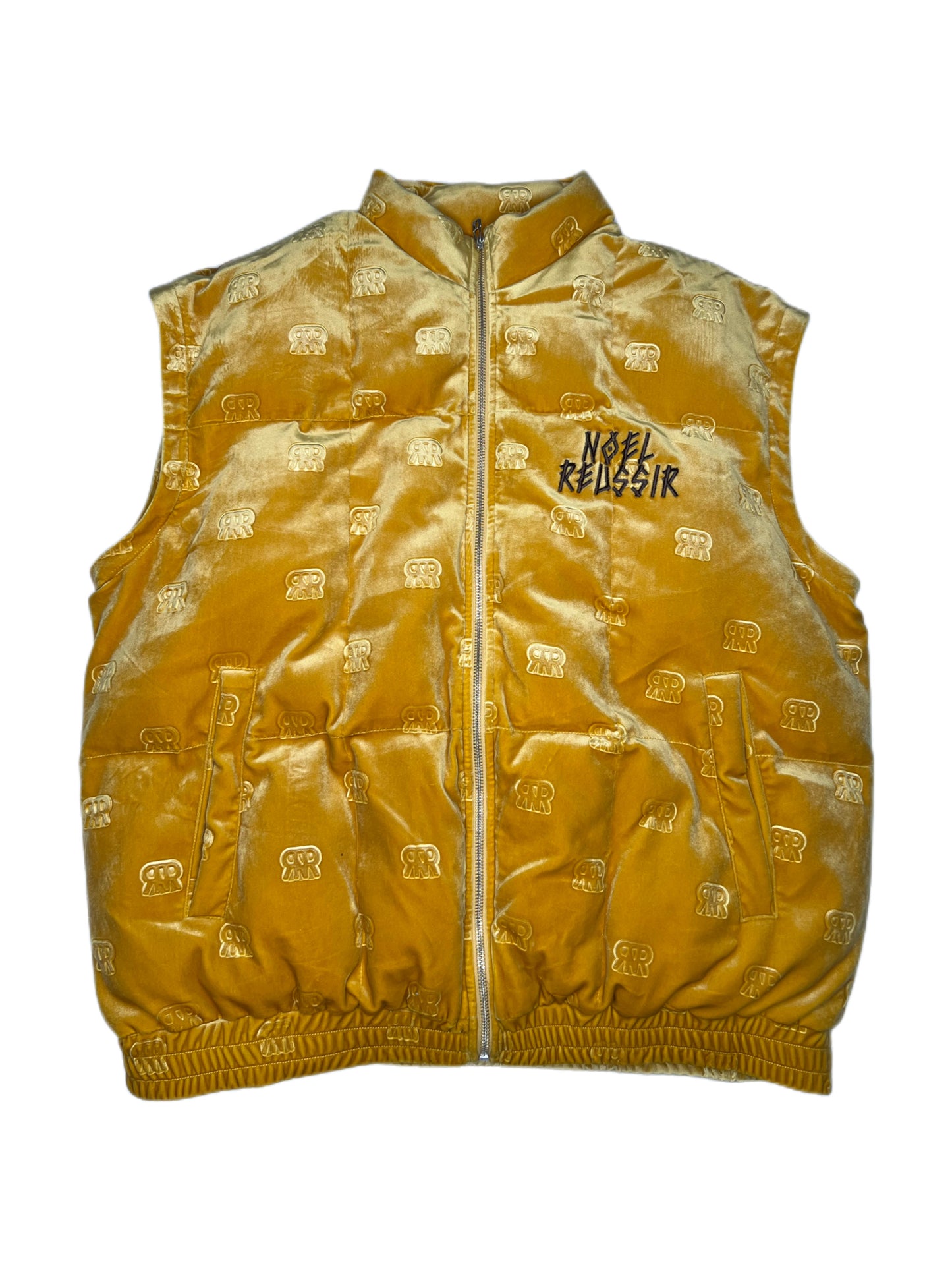 “Velvet Embossed Two-Way Outer Jacket”