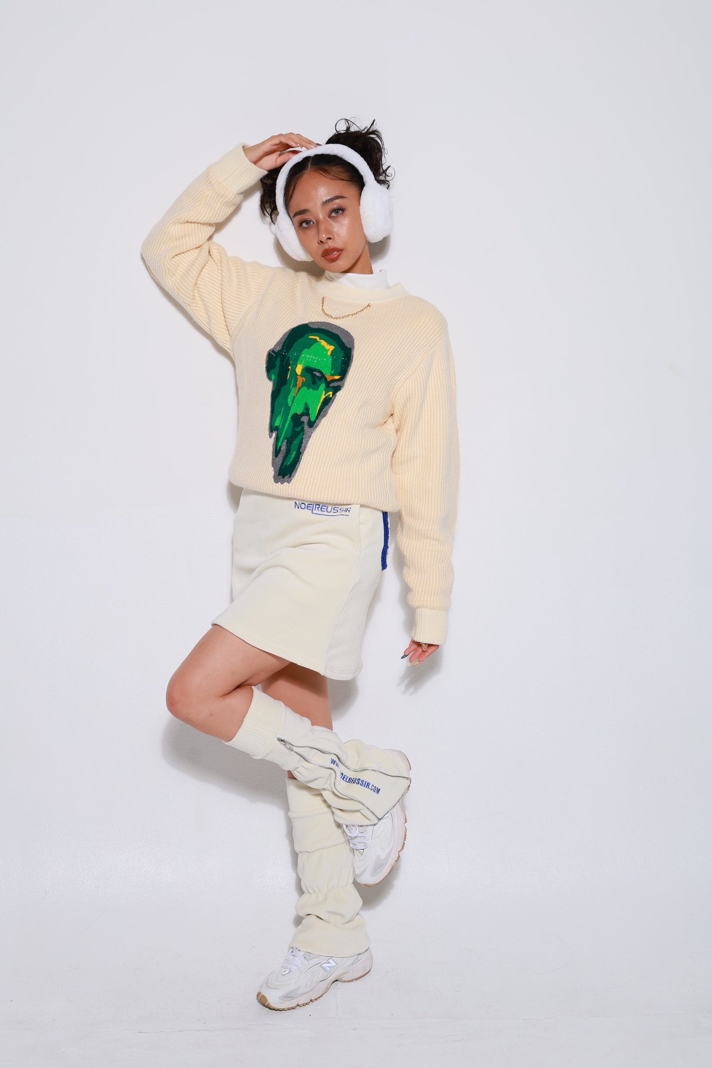 Serendipity Corduroy Leg Warmers(WHITE)