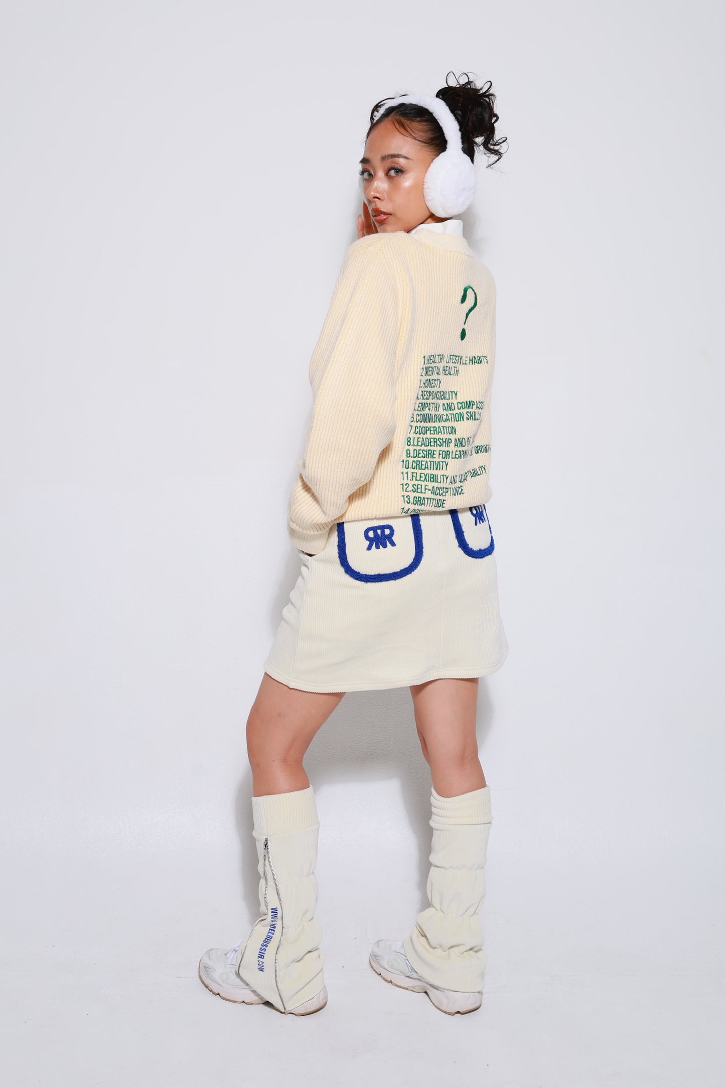 Serendipity Corduroy Leg Warmers(WHITE)