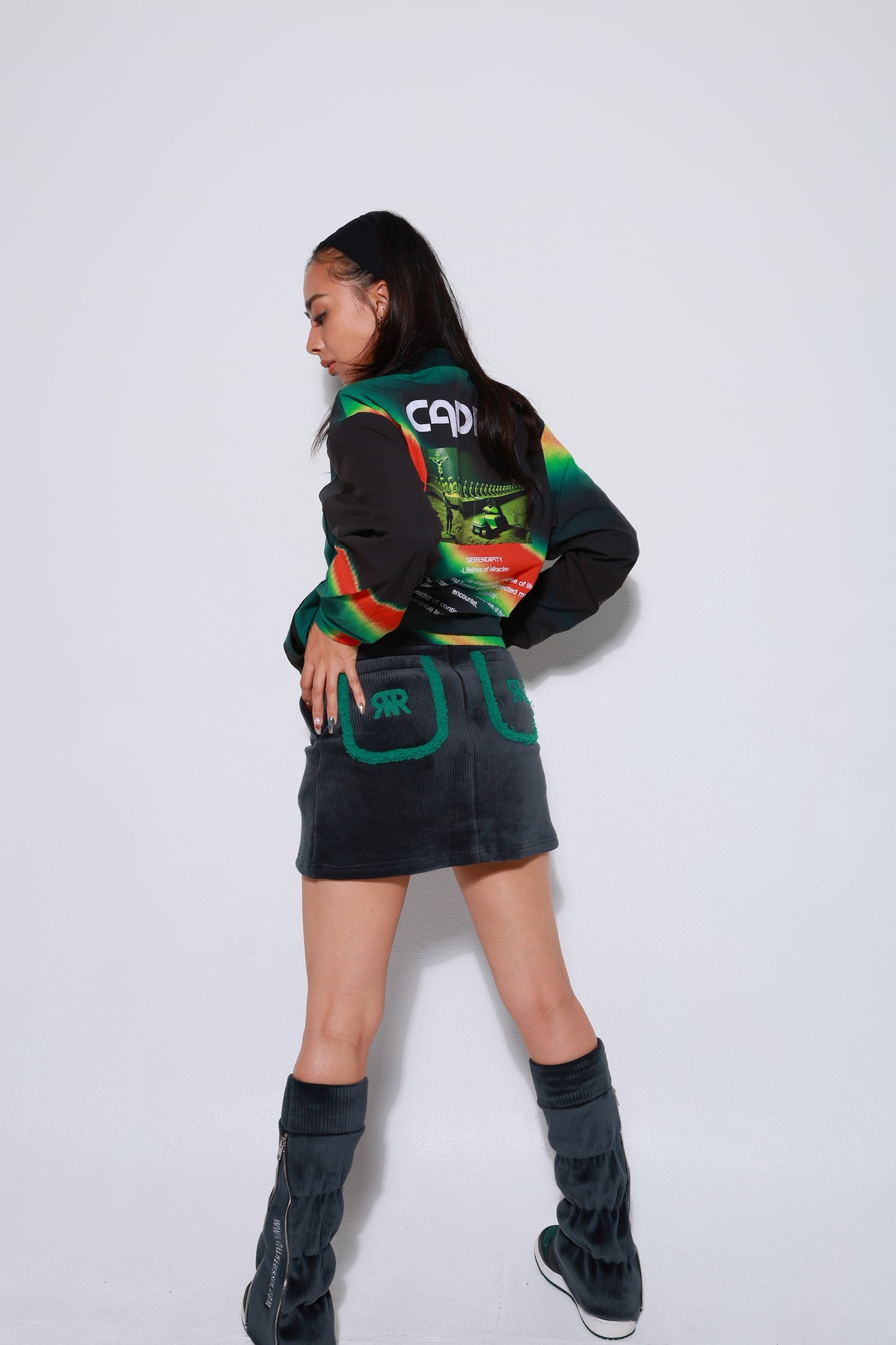 “Caddie Pullover Jacket”