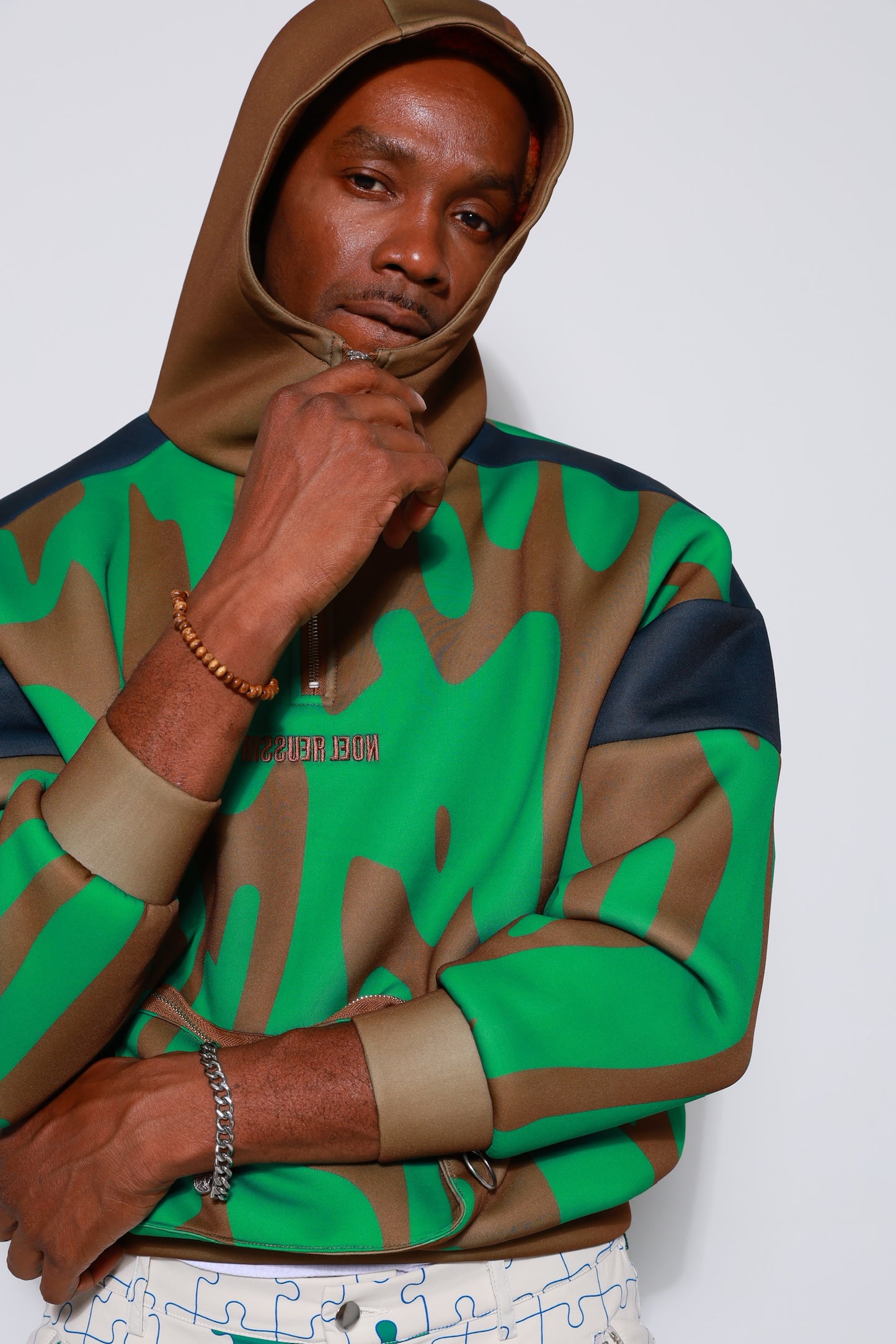 “High Coverage Half-Zip Crazy Pattern Hoodie”