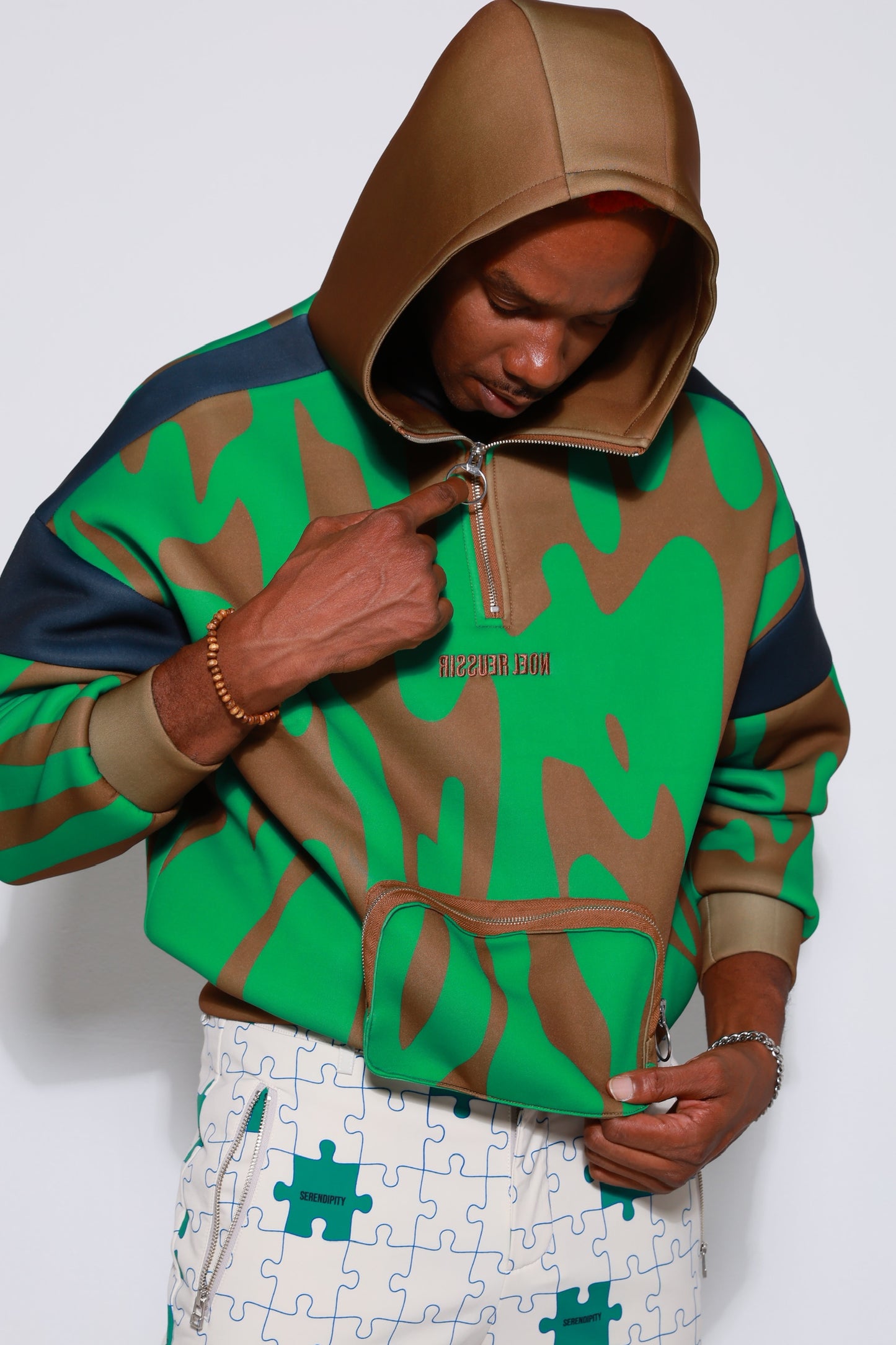 “High Coverage Half-Zip Crazy Pattern Hoodie”