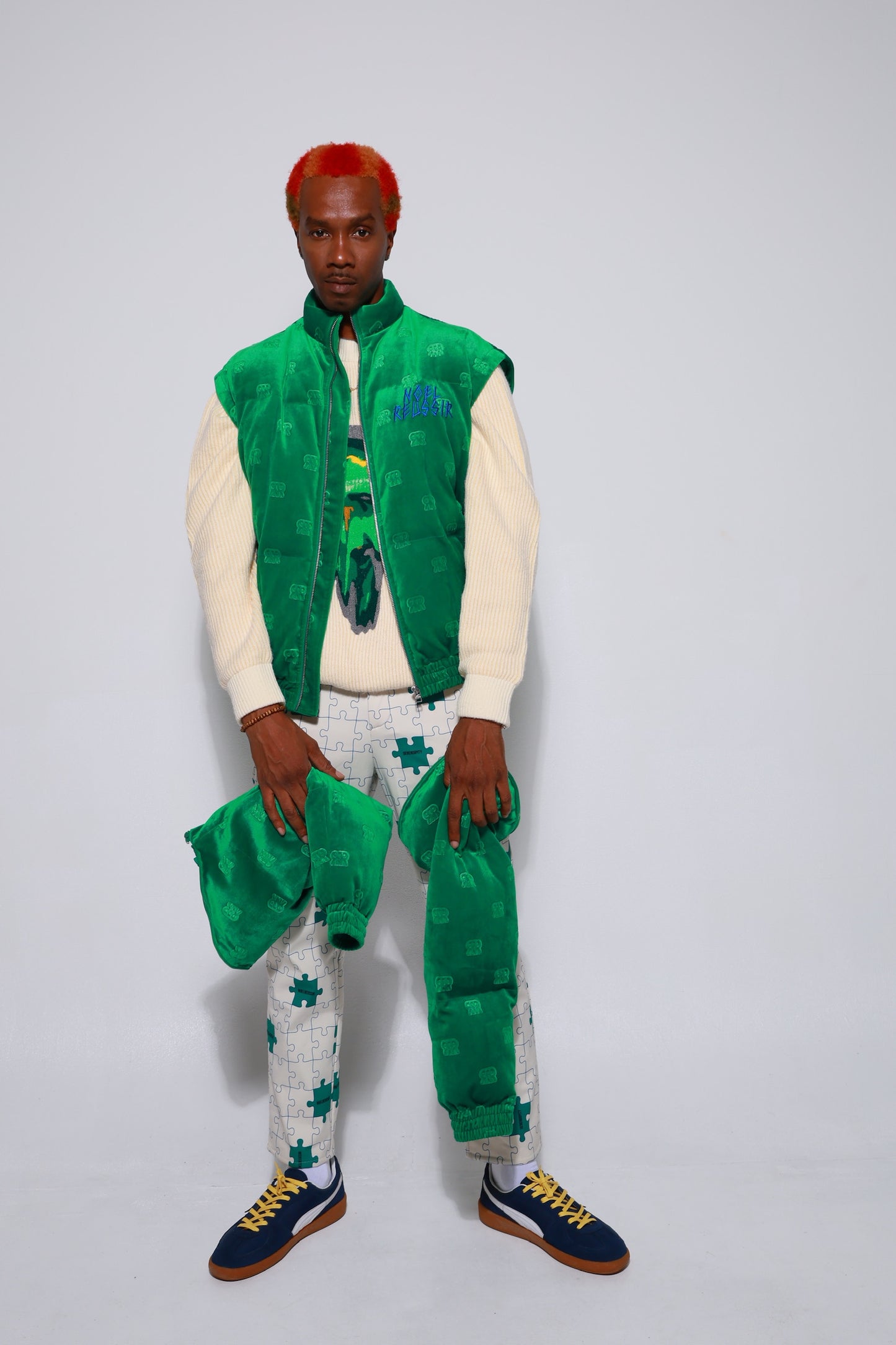 “Velvet Embossed Two-Way Outer Jacket”